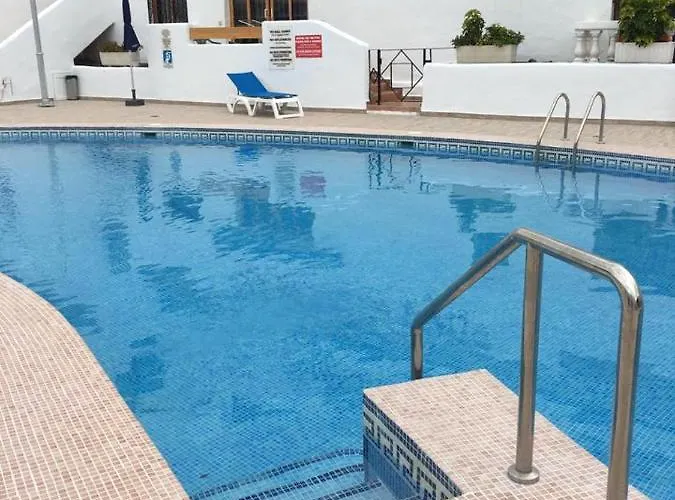 Quiet Studio, Incredible Views, Climatized Pool, Free Wifi * アロナ