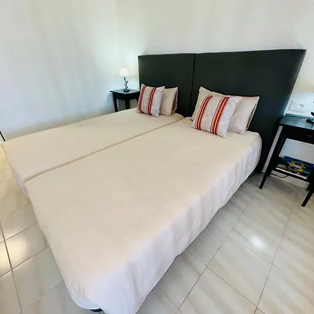 Quiet Studio, Incredible Views, Climatized Pool, Free Wifi *
