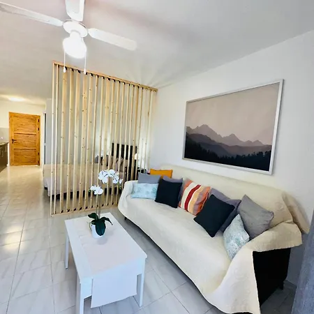 Quiet Studio, Incredible Views, Climatized Pool, Free Wifi Lejlighed *