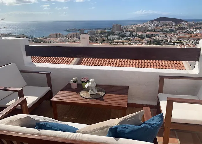 Quiet Studio, Incredible Views, Climatized Pool, Free Wifi * Arona (Tenerife)
