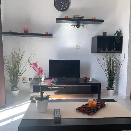 Quiet Studio, Incredible Views, Climatized Pool, Free Wifi Apartment *