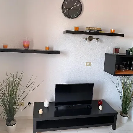 Quiet Studio, Incredible Views, Climatized Pool, Free Wifi Apartment